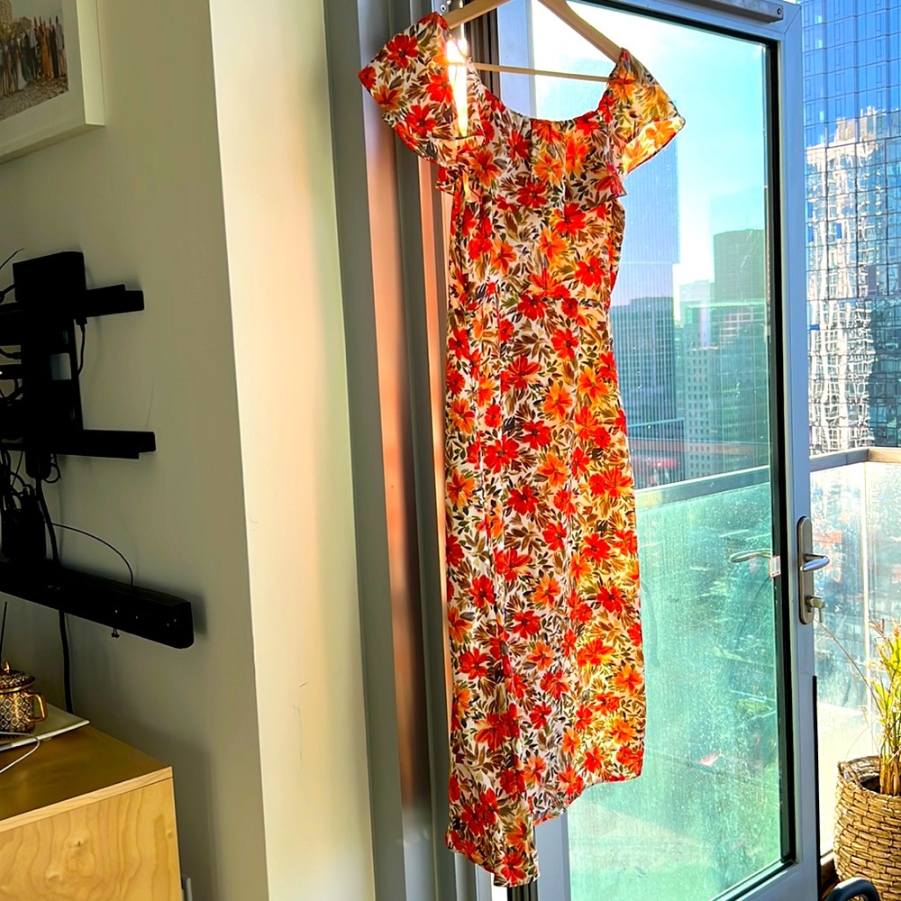 Gorgeous All in Favor Orange flower dress, worn once!